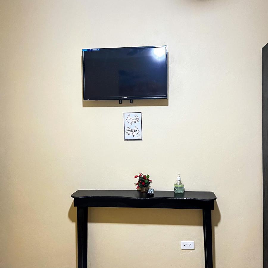 B Aparts Hotel Coxen Hole Luaran gambar