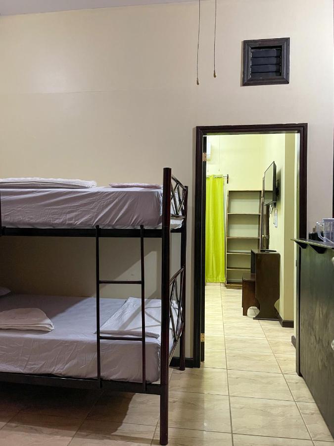B Aparts Hotel Coxen Hole Luaran gambar